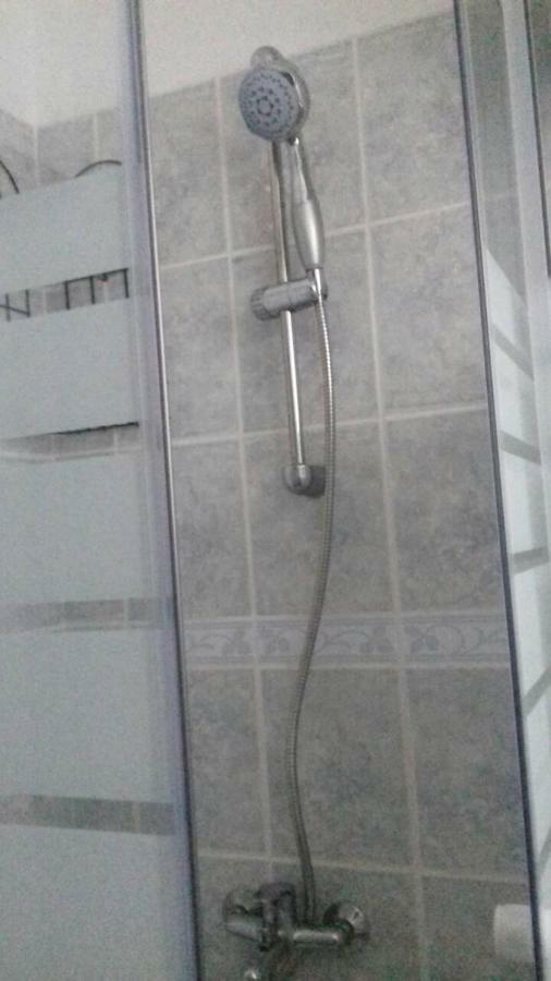 Apartmani Misak Vrsi Exteriör bild